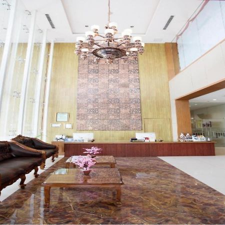 The Atrium Hotel & Resort Yogyakarta Melati Exterior foto