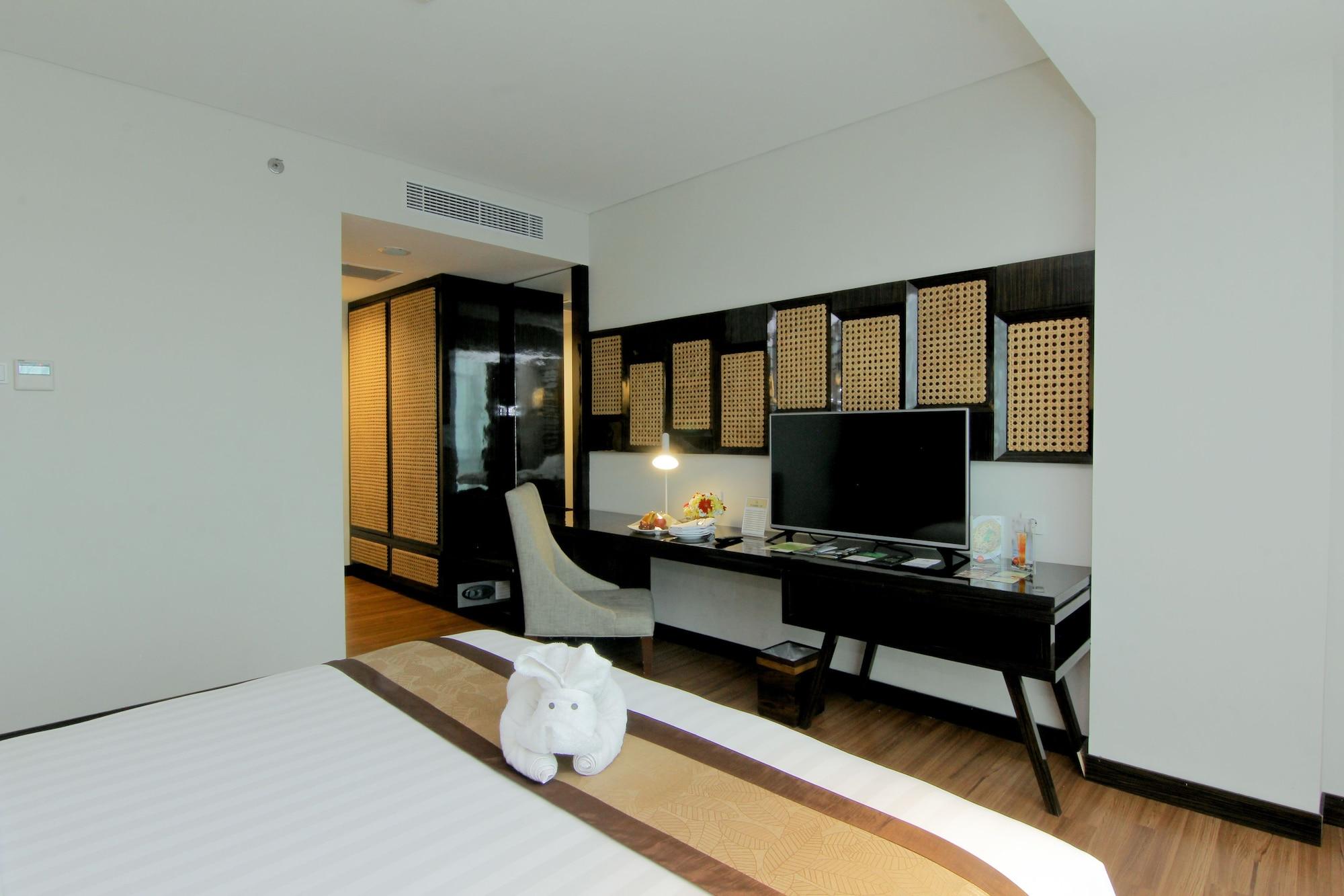 The Atrium Hotel & Resort Yogyakarta Melati Exterior foto