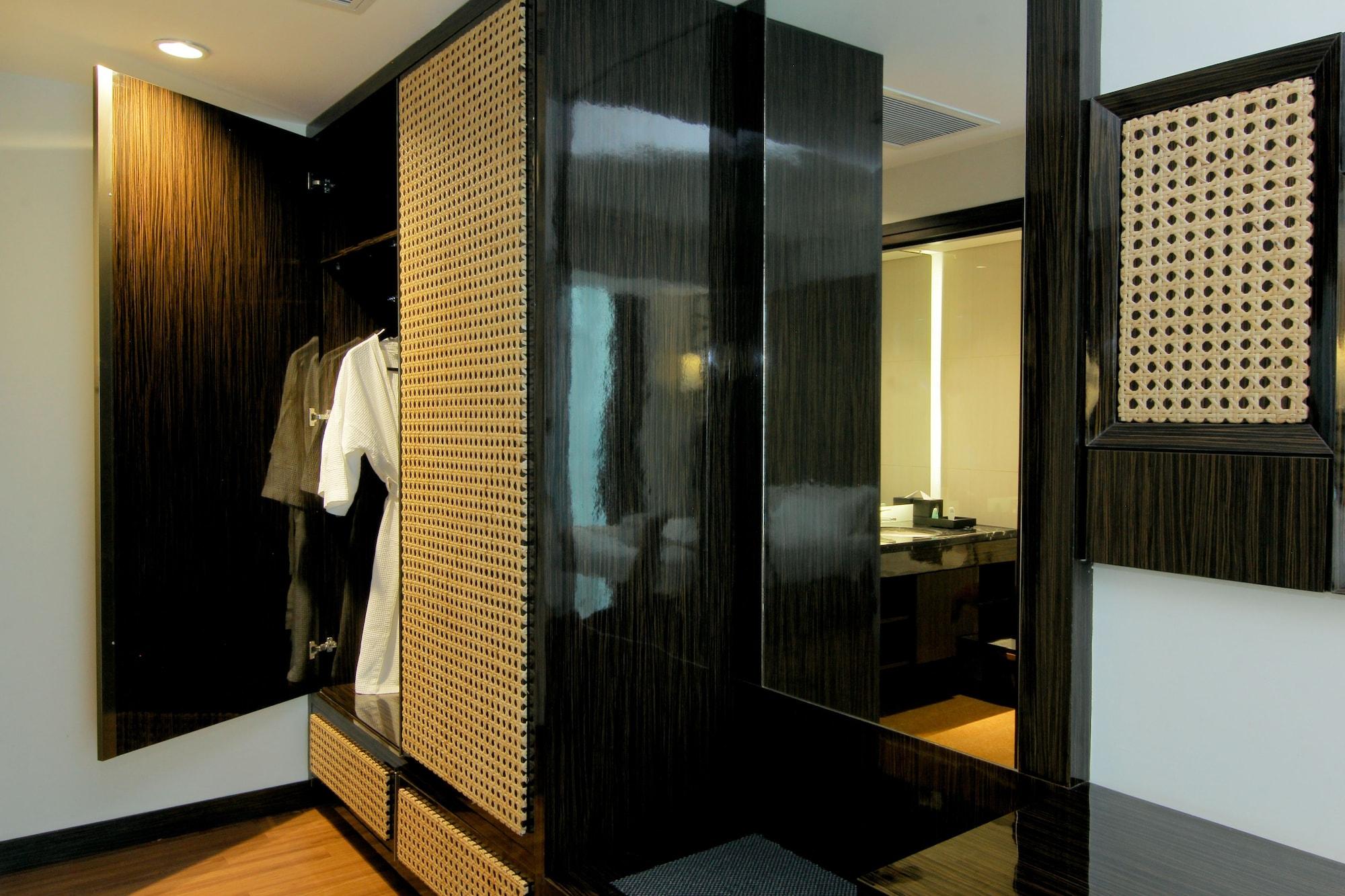 The Atrium Hotel & Resort Yogyakarta Melati Exterior foto