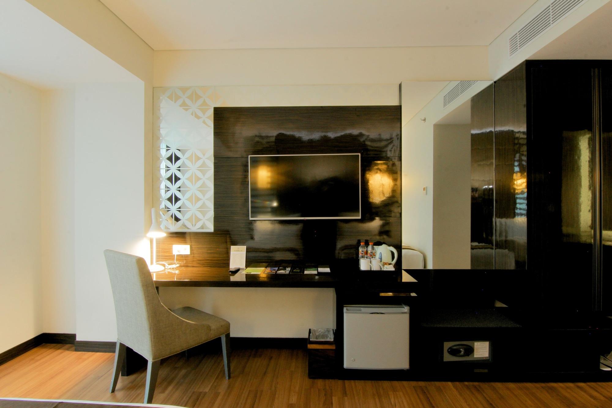 The Atrium Hotel & Resort Yogyakarta Melati Exterior foto
