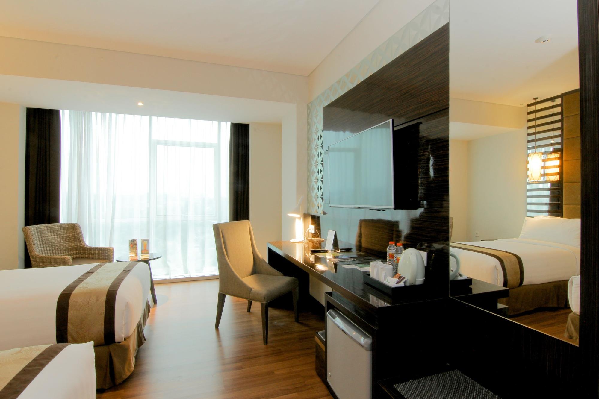 The Atrium Hotel & Resort Yogyakarta Melati Exterior foto