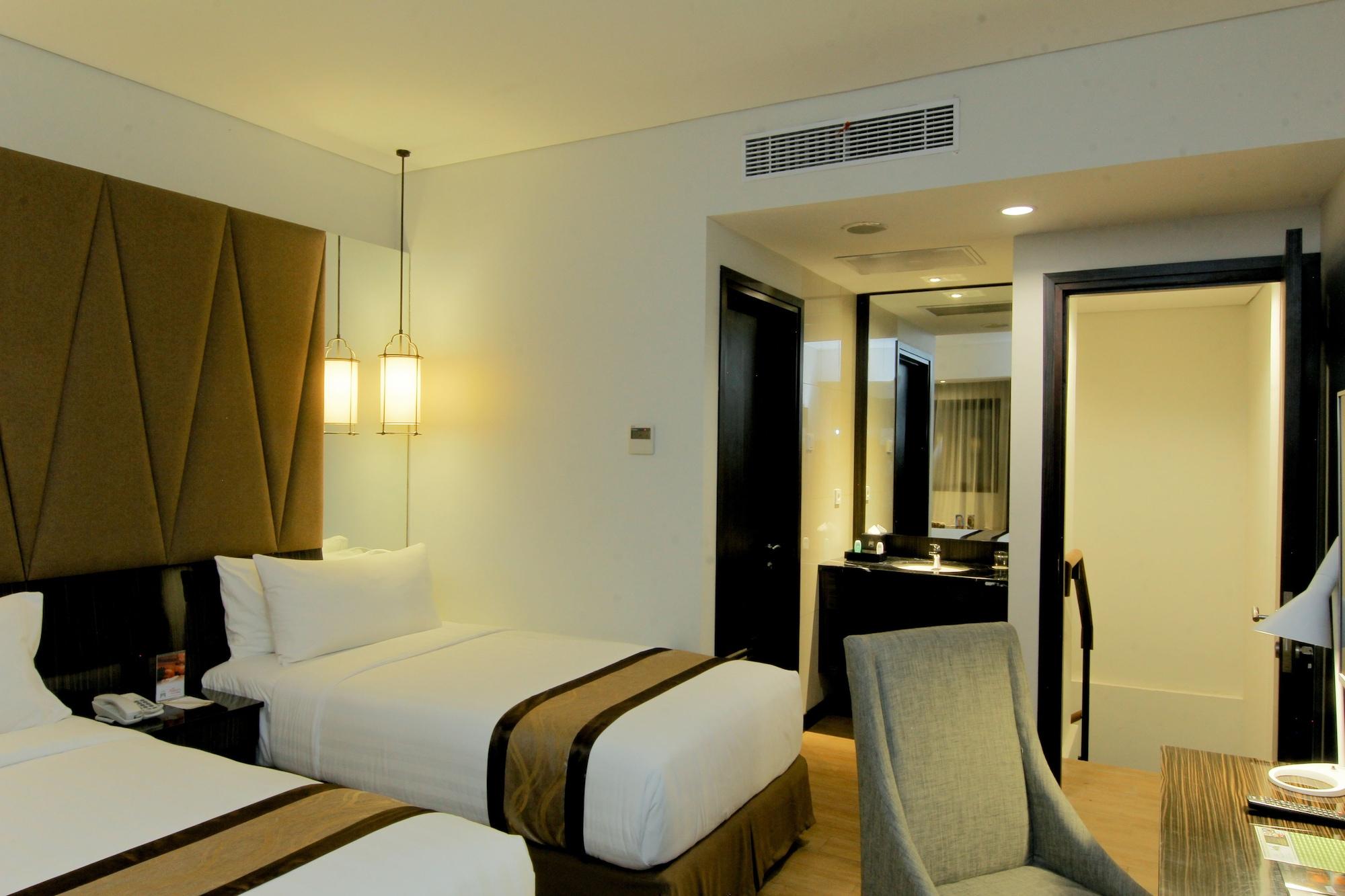 The Atrium Hotel & Resort Yogyakarta Melati Exterior foto